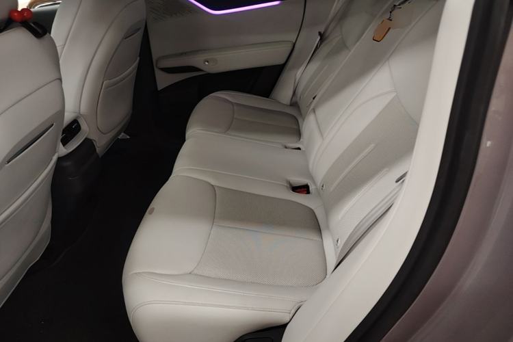 Used XPeng G6 2025 725 Ultra-Long Range Max Flagship Edition Left Rear Seat