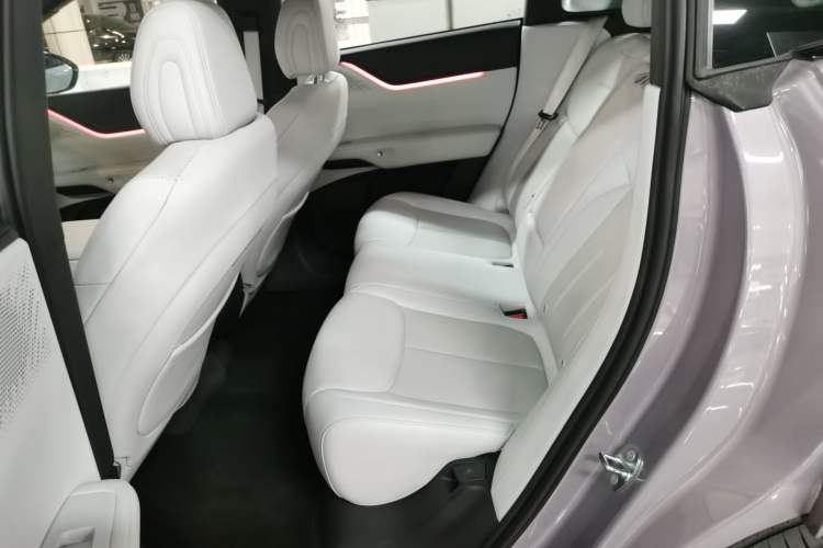 Used XPeng G6 2025 625 Long-Range Max Flagship Edition Left Rear Seat