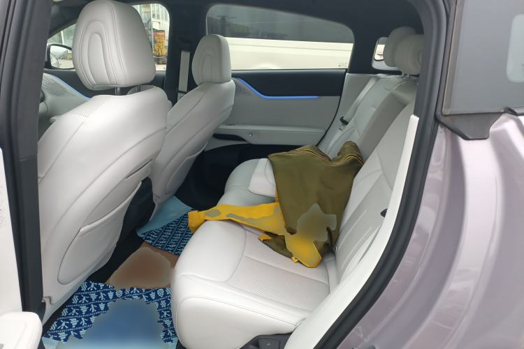 Used XPeng G6 2025 625 Long-Range Max Flagship Edition Left Rear Seat