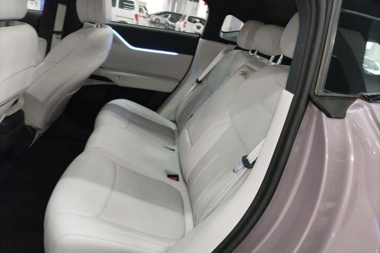 Used XPeng G6 2025 625 Long-Range Max Flagship Edition Left Rear Seat