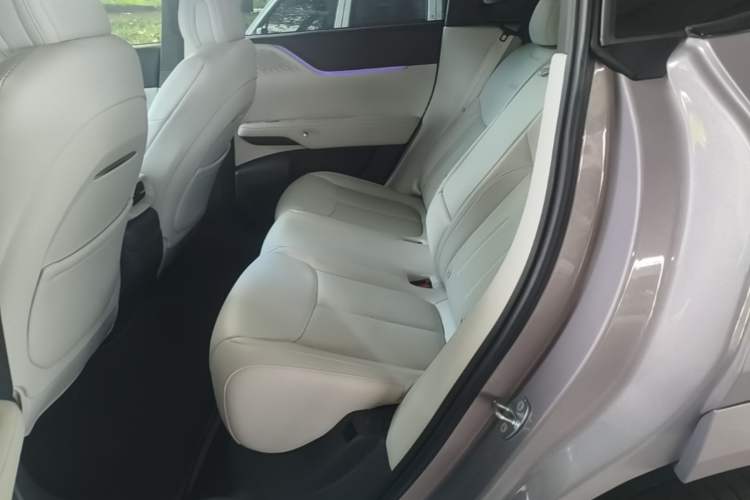 Used XPeng G6 2025 625 Long-Range Max Flagship Edition Left Rear Seat