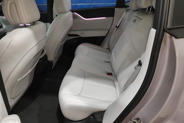 Used XPeng G6 2025 625 Long-Range Max Flagship Edition Left Rear Seat