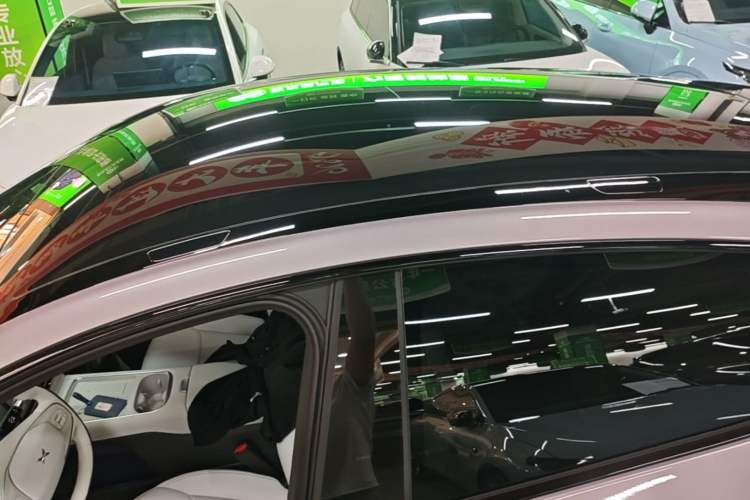 Used XPeng G6 2025 625 Long-Range Max Tech Edition Roof