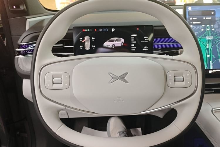 Used XPeng G6 2025 625 Long-Range Max Tech Edition Steering Wheel