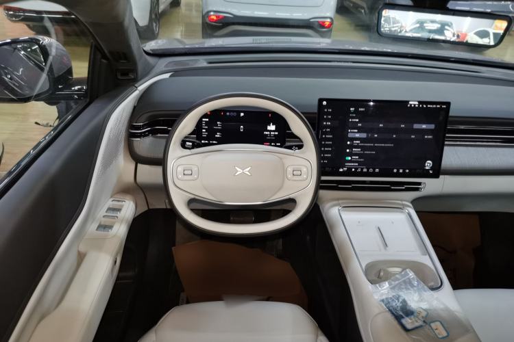 Used XPeng G6 2025 625 Long-Range Max Flagship Edition Steering Wheel
