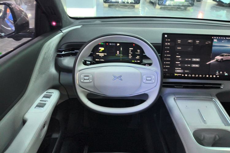 Used XPeng G6 2025 625 Long-Range Max Flagship Edition Steering Wheel