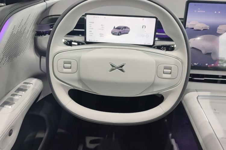 Used XPeng G6 2025 625 Long-Range Max Flagship Edition Steering Wheel
