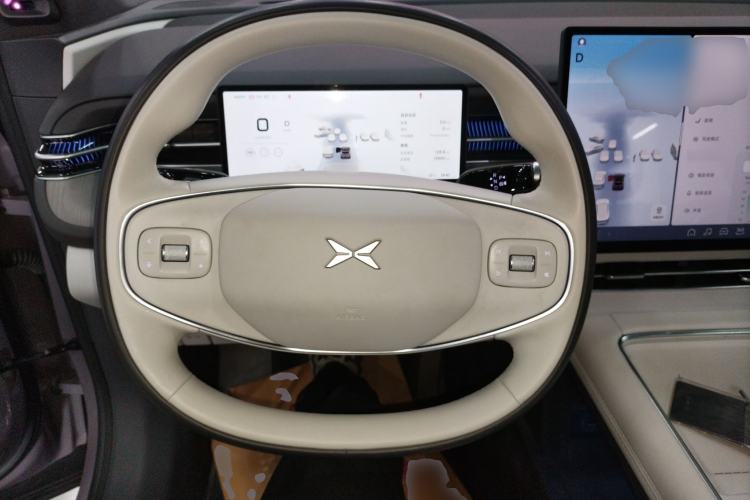 Used XPeng G6 2025 625 Long-Range Max Flagship Edition Steering Wheel