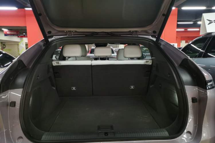 Used XPeng G6 2025 625 Long-Range Max Flagship Edition Trunk