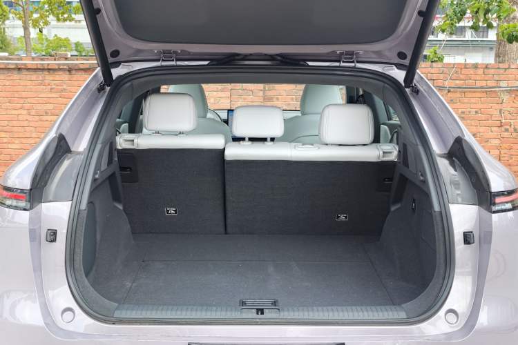 Used XPeng G6 2025 625 Long-Range Max Flagship Edition Trunk