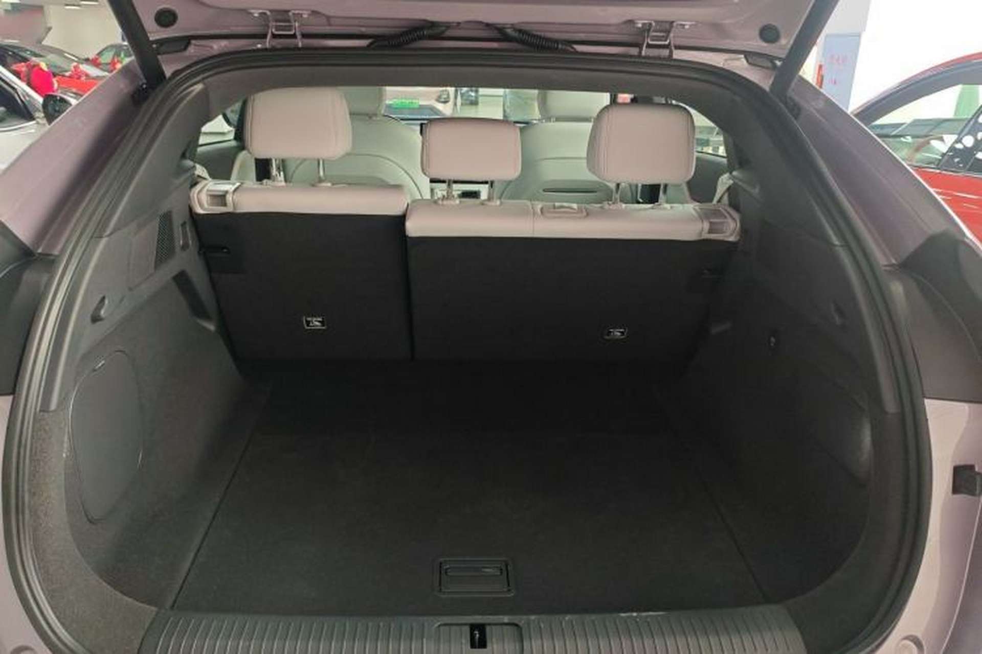 Used XPeng G6 2025 625 Long-Range Max Flagship Edition Trunk