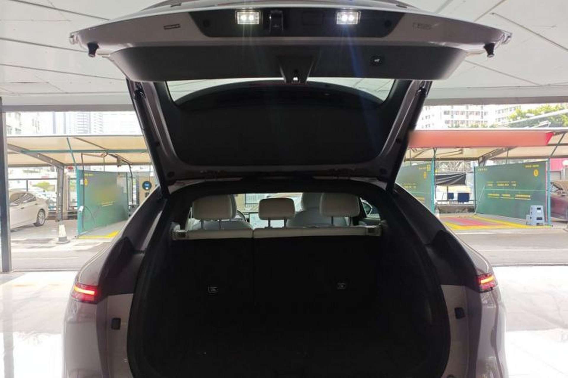 Used XPeng G6 2025 625 Long-Range Max Flagship Edition Trunk