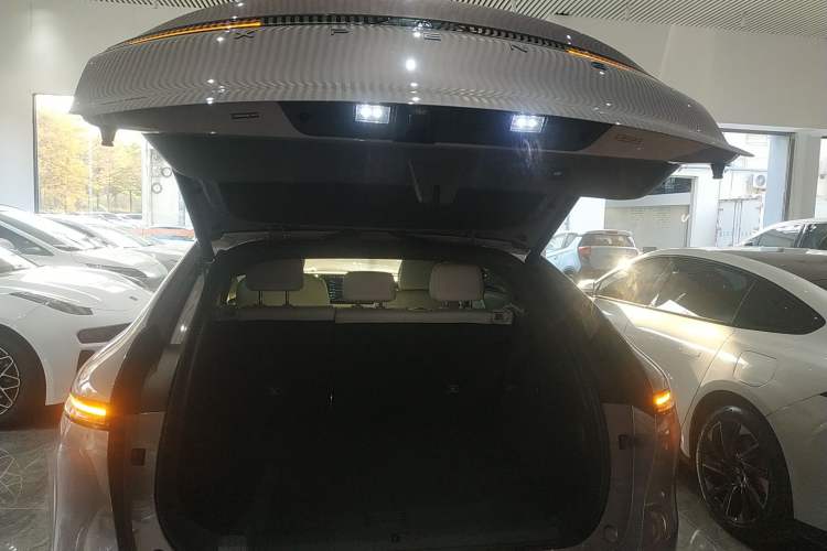 Used XPeng G6 2025 625 Long-Range Max Flagship Edition Trunk