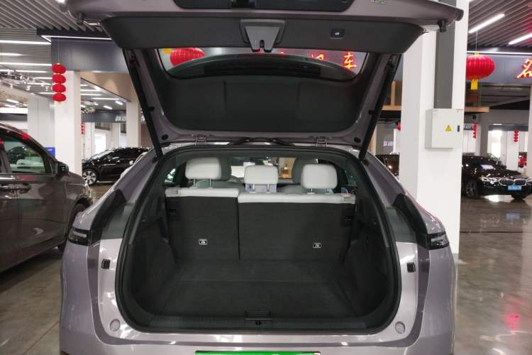 Used XPeng G6 2025 625 Long-Range Max Flagship Edition Trunk