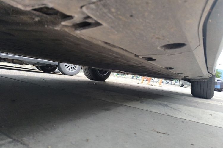 Used XPeng G6 2025 625 Long-Range Max Tech Edition Chassis Front Left