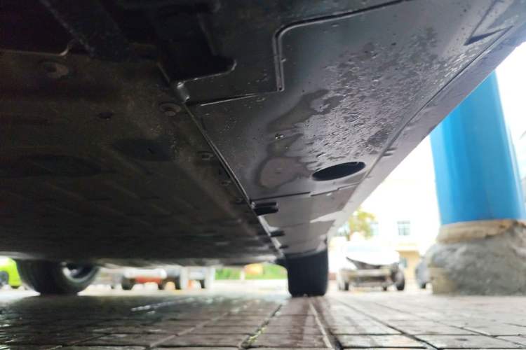 Used XPeng G6 2025 625 Long-Range Max Flagship Edition Chassis Front Left