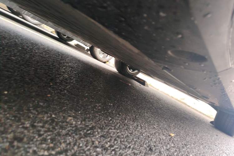Used XPeng G6 2025 625 Long-Range Max Tech Edition Chassis Front Left