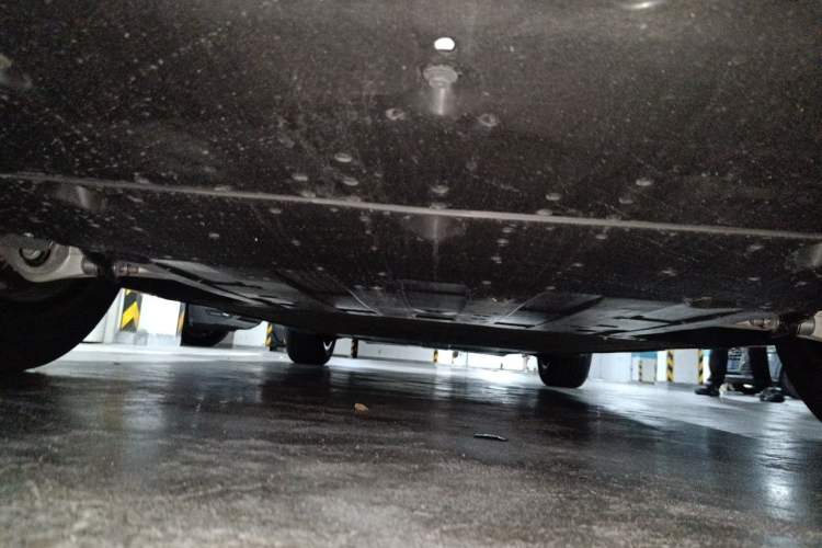 Used XPeng G6 2025 625 Long-Range Max Tech Edition Chassis Rear