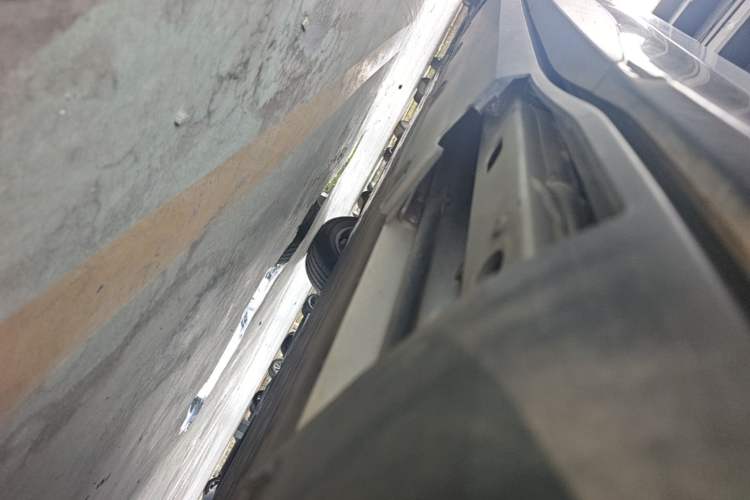 Used XPeng G6 2025 625 Long-Range Max Flagship Edition Chassis Rear Left