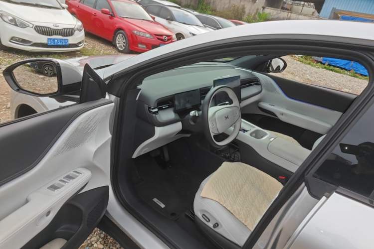 Used XPeng G6 2025 625 Long-Range Max Tech Edition Driver Seat