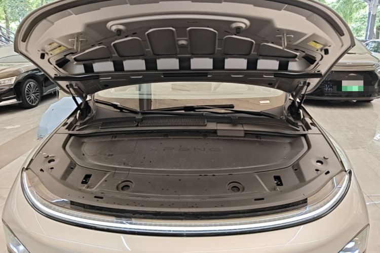 Used XPeng G6 2025 625 Long-Range Max Tech Edition Engine Bay