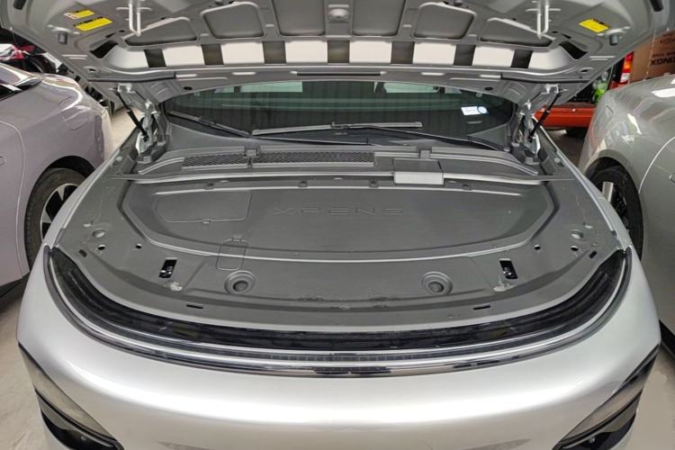Used XPeng G6 2025 625 Long-Range Max Flagship Edition Engine Bay