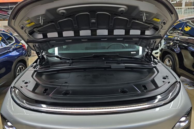 Used XPeng G6 2025 625 Long-Range Max Flagship Edition Engine Bay