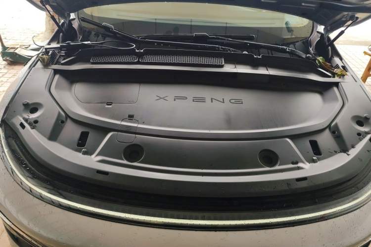 Used XPeng G6 2025 625 Long-Range Max Flagship Edition Engine Bay