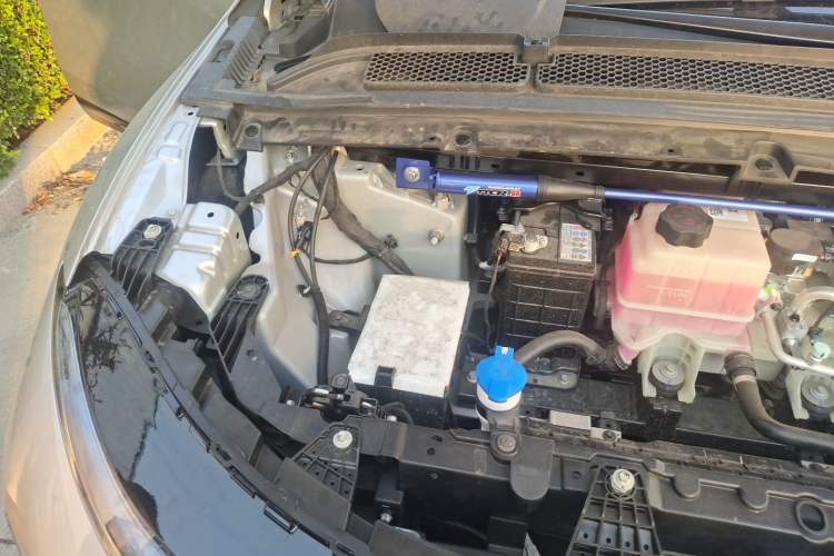 Used XPeng G6 2025 625 Long-Range Max Tech Edition Engine Bay Right