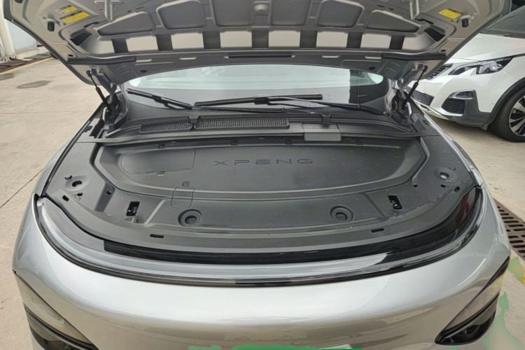 Used XPeng G6 2025 625 Long-Range Max Flagship Edition Engine Bay