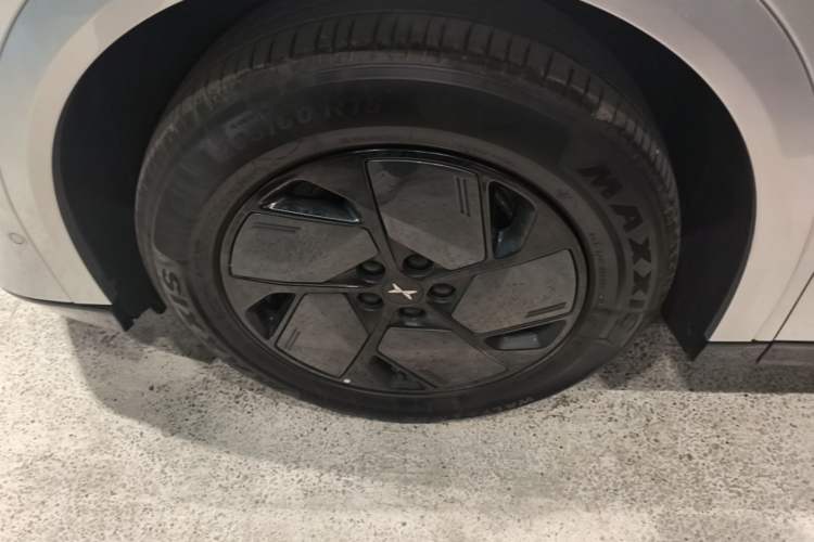 Used XPeng G6 2025 625 Long-Range Max Flagship Edition Exterior 4