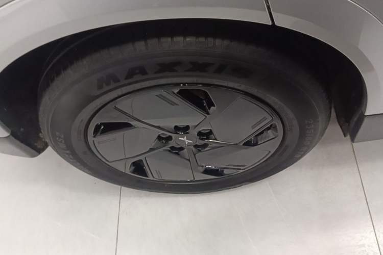 Used XPeng G6 2025 625 Long-Range Max Tech Edition Exterior 5