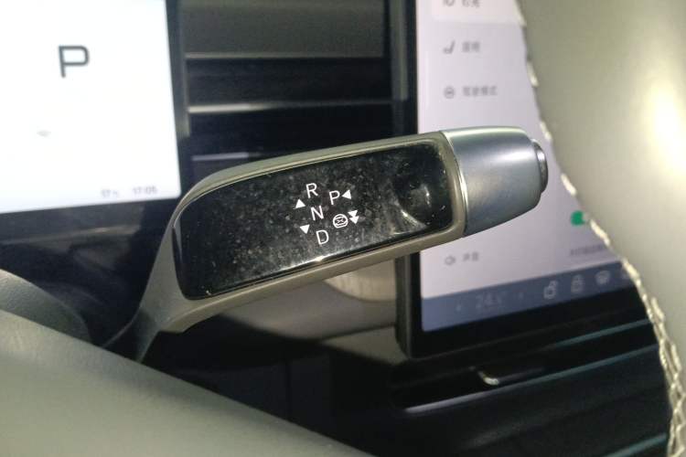 Used XPeng G6 2025 625 Long-Range Max Tech Edition Gear Lever