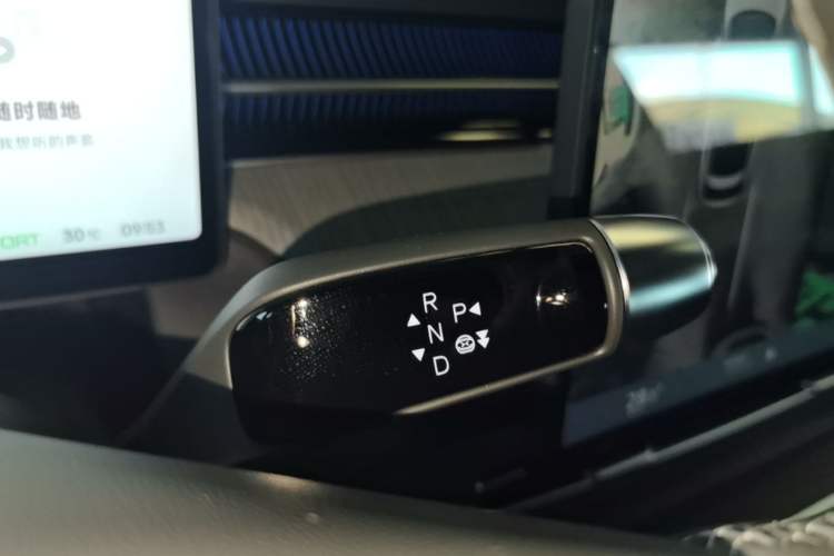 Used XPeng G6 2025 625 Long-Range Max Tech Edition Gear Lever