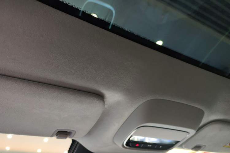 Used XPeng G6 2025 625 Long-Range Max Flagship Edition Headliner