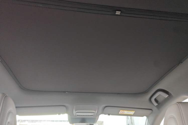 Used XPeng G6 2025 625 Long-Range Max Tech Edition Headliner