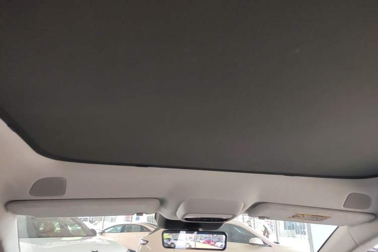 Used XPeng G6 2025 625 Long-Range Max Flagship Edition Headliner