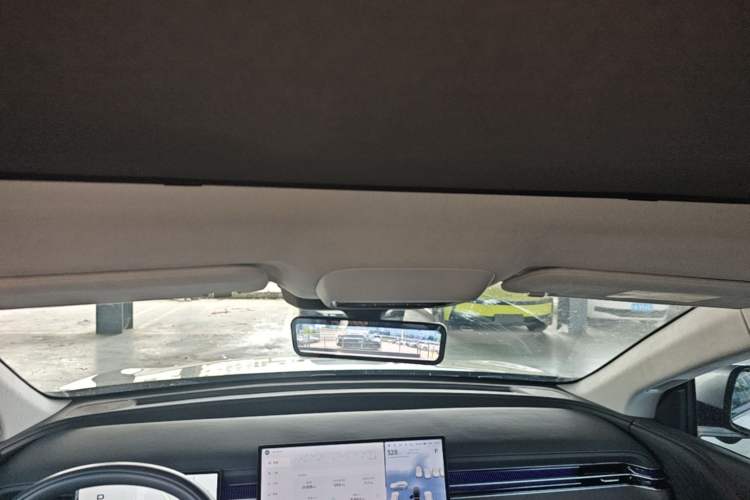 Used XPeng G6 2025 625 Long-Range Max Flagship Edition Headliner