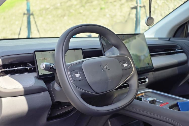 Used XPeng G6 2025 625 Long-Range Max Tech Edition Interior 1