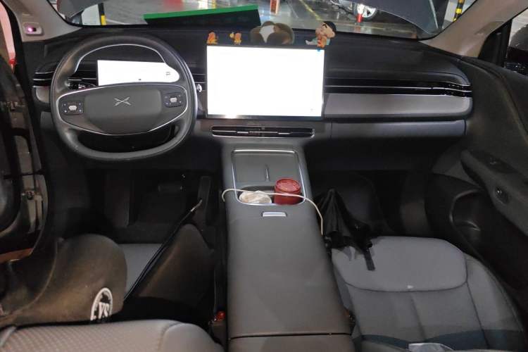Used XPeng G6 2025 625 Long-Range Max Tech Edition Interior 2