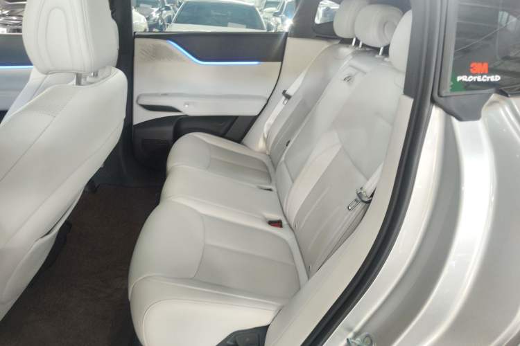 Used XPeng G6 2025 625 Long-Range Max Flagship Edition Interior 4