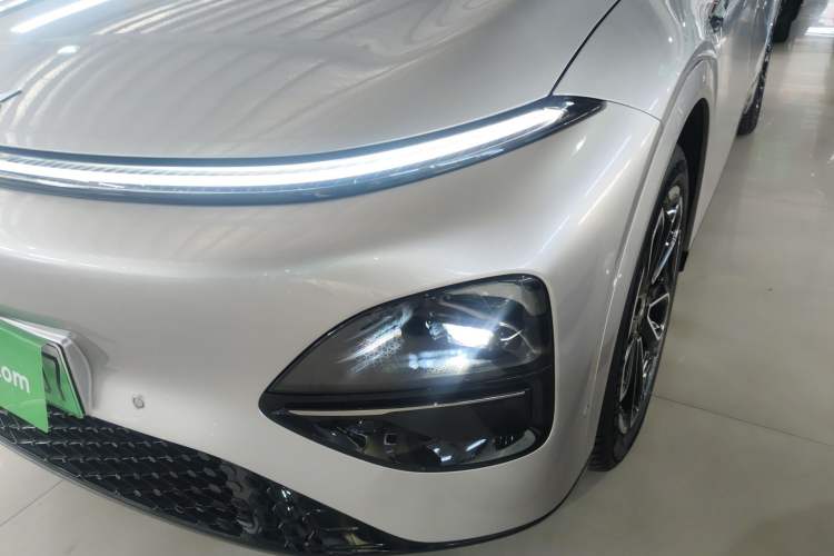 Used XPeng G6 2025 625 Long-Range Max Flagship Edition Left Front Headlight