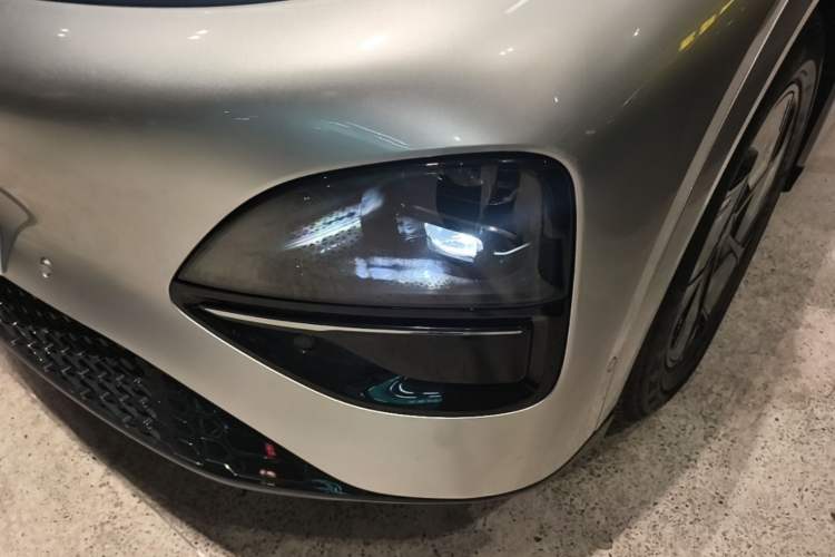 Used XPeng G6 2025 625 Long-Range Max Flagship Edition Left Front Headlight