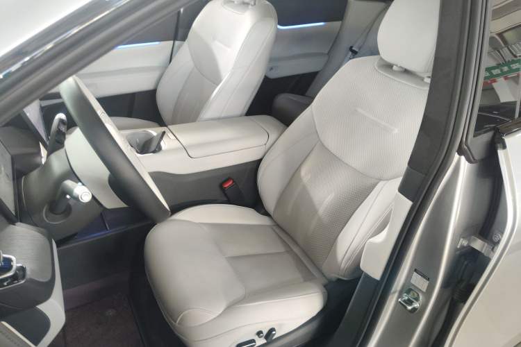 Used XPeng G6 2025 625 Long-Range Max Flagship Edition Left Front Seat