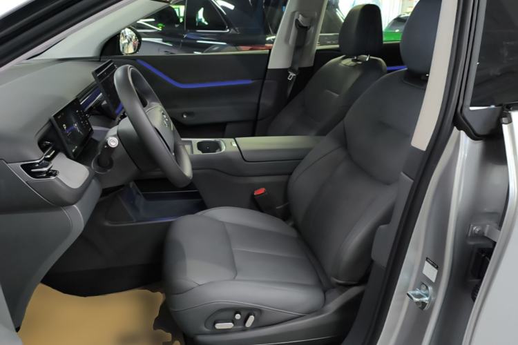 Used XPeng G6 2025 625 Long-Range Max Flagship Edition Left Front Seat