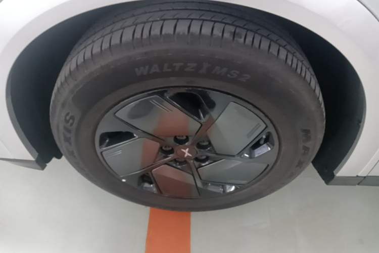 Used XPeng G6 2025 625 Long-Range Max Tech Edition Left Front Wheel Hub