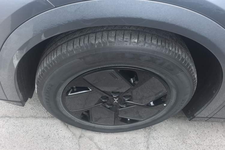 Used XPeng G6 2025 625 Long-Range Max Flagship Edition Left Front Wheel Hub