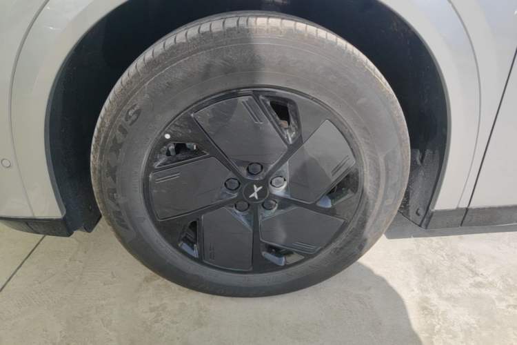 Used XPeng G6 2025 625 Long-Range Max Tech Edition Left Front Wheel Hub