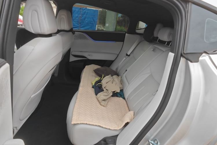 Used XPeng G6 2025 625 Long-Range Max Tech Edition Left Rear Seat