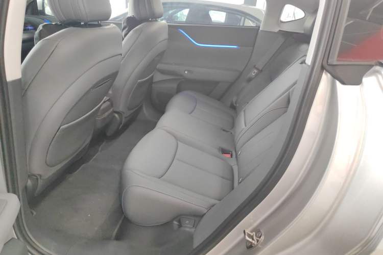 Used XPeng G6 2025 625 Long-Range Max Tech Edition Left Rear Seat